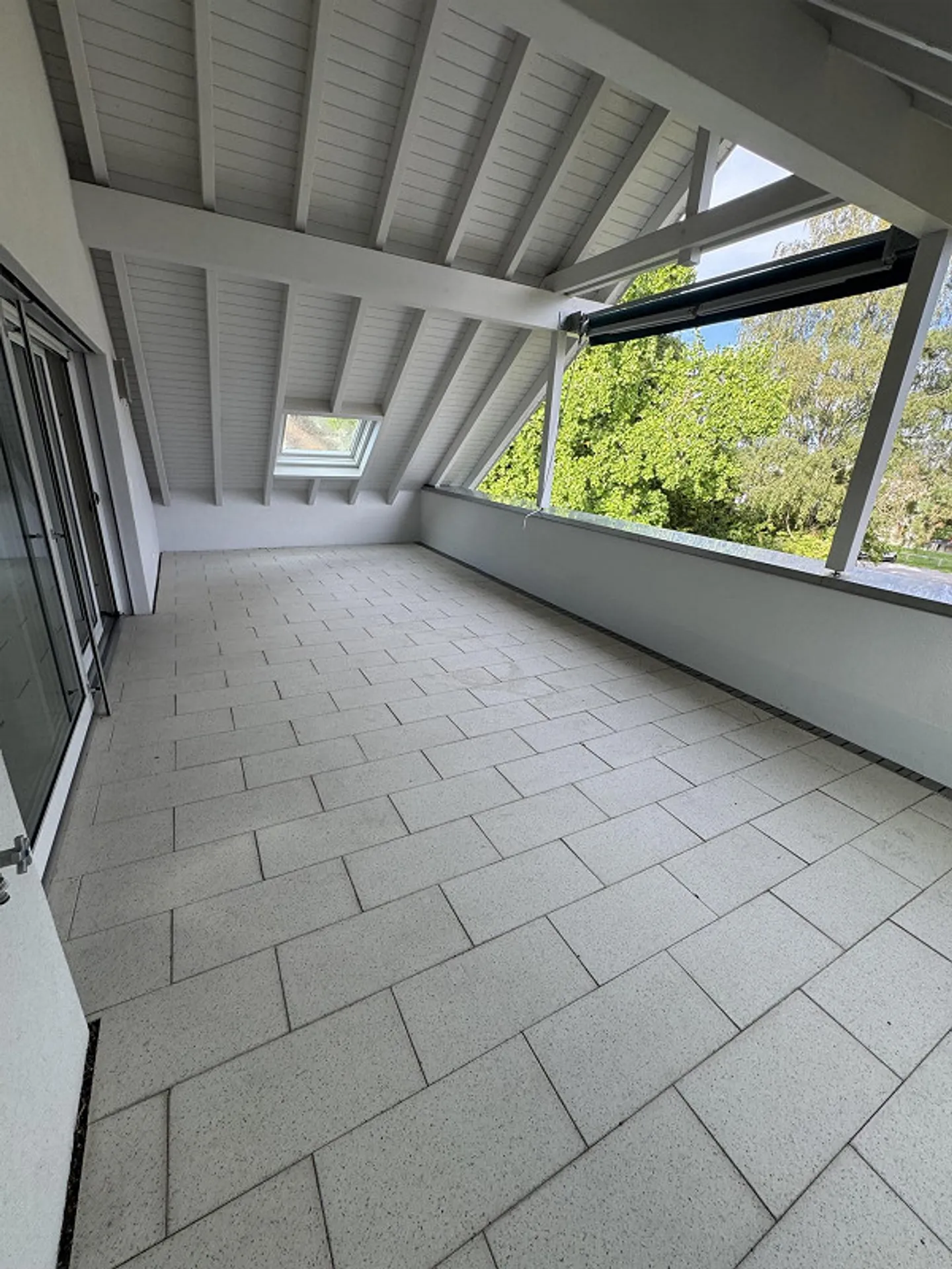 Attico esclusivo di 4 1/2 stanze con ascensore privato - Foto 6 di 14