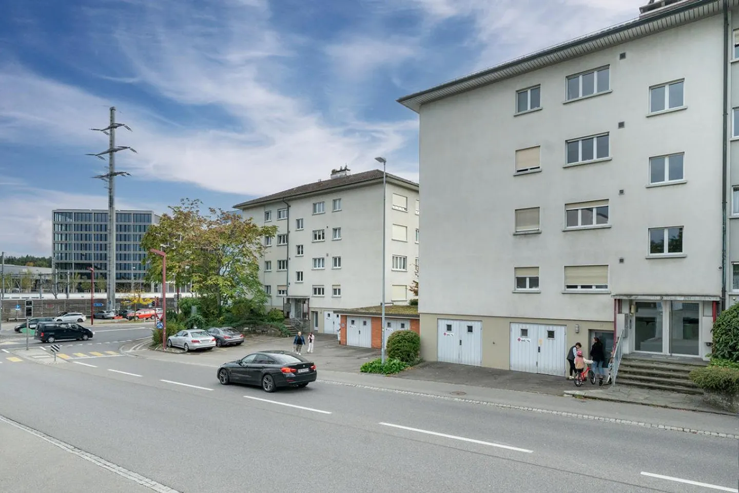 Residential Development ZOLLIKOFEN INVESTMENT - two apartment buildings with 16 apartments - Photo 3 of 4