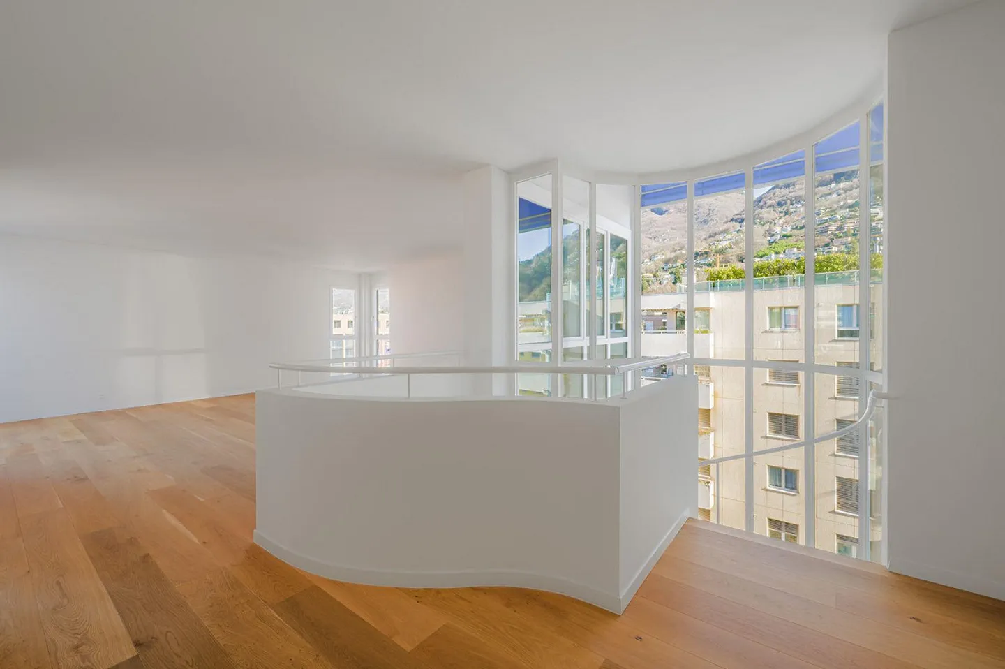 MODERN DUPLEX IN CASSARATE - Photo 4 of 13