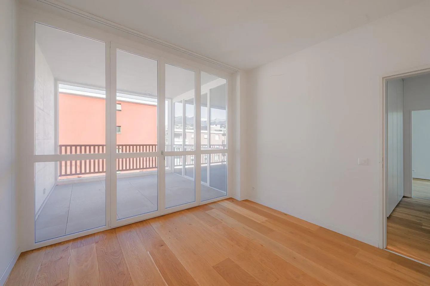 MODERN DUPLEX IN CASSARATE - Photo 7 of 13