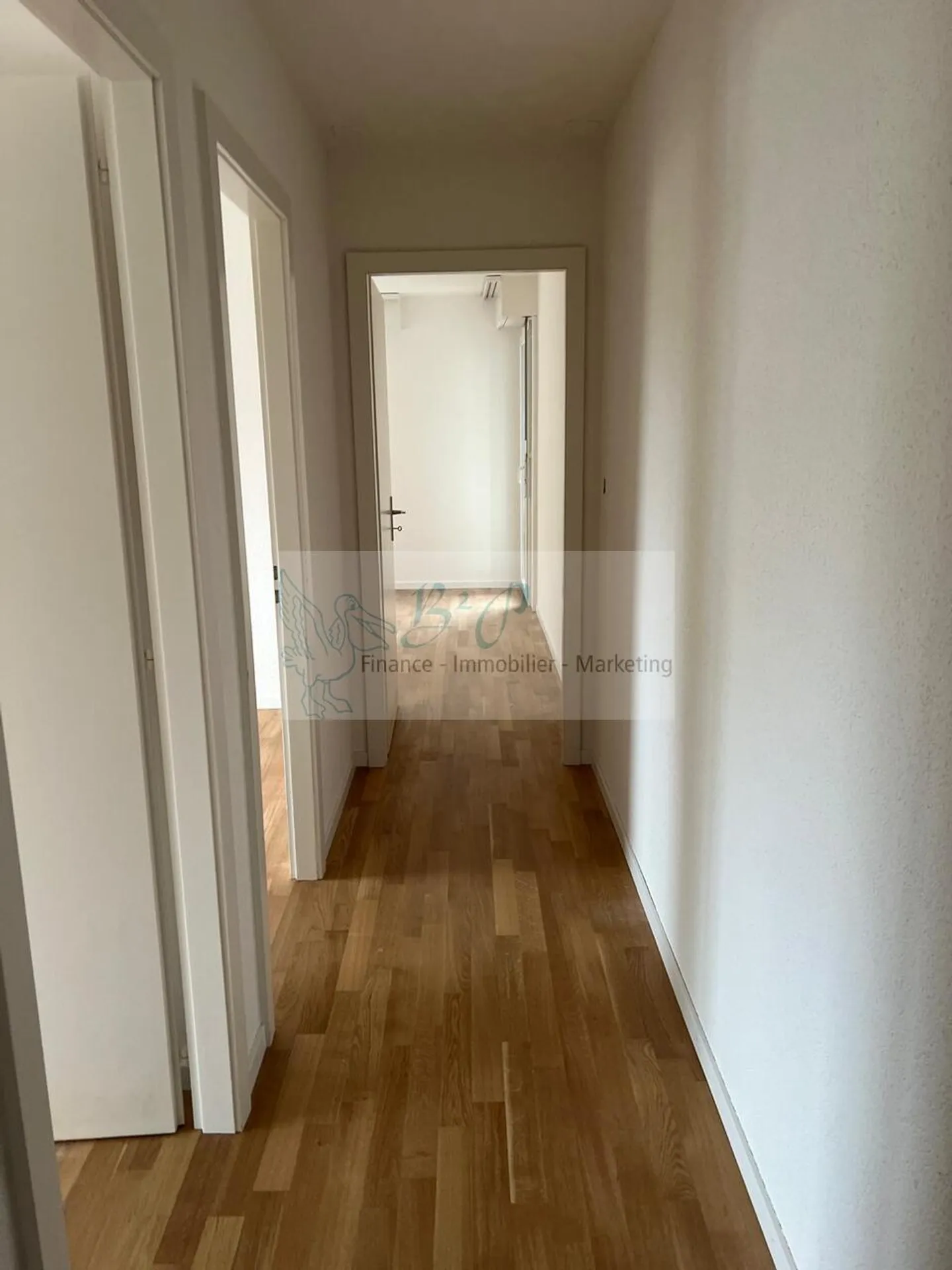 Eine schöne 4,5-Zimmer-Wohnung in ruhiger Lage steht zur Miete! - Foto 5 von 10