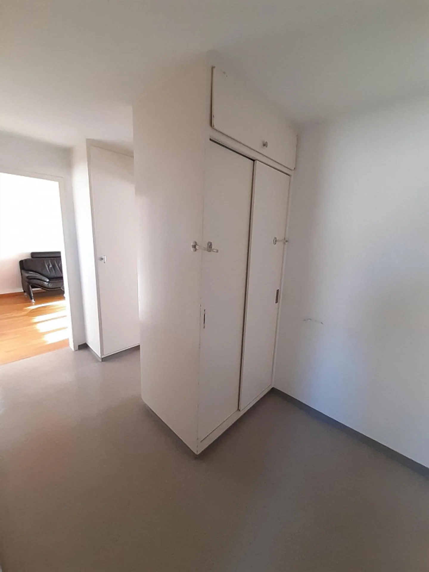 Cozy 3.5 Room Apartment on the 2nd Floor - Photo 9 of 9