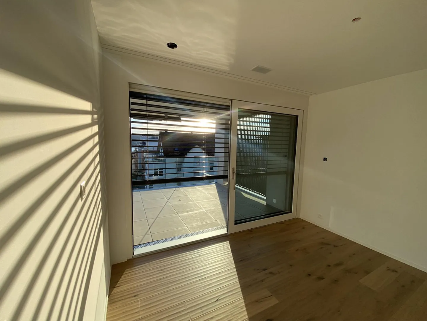 New Construction / High Standard Finish / 30m² Terrace / Near Train Station / Tax 78% - Photo 3 of 16