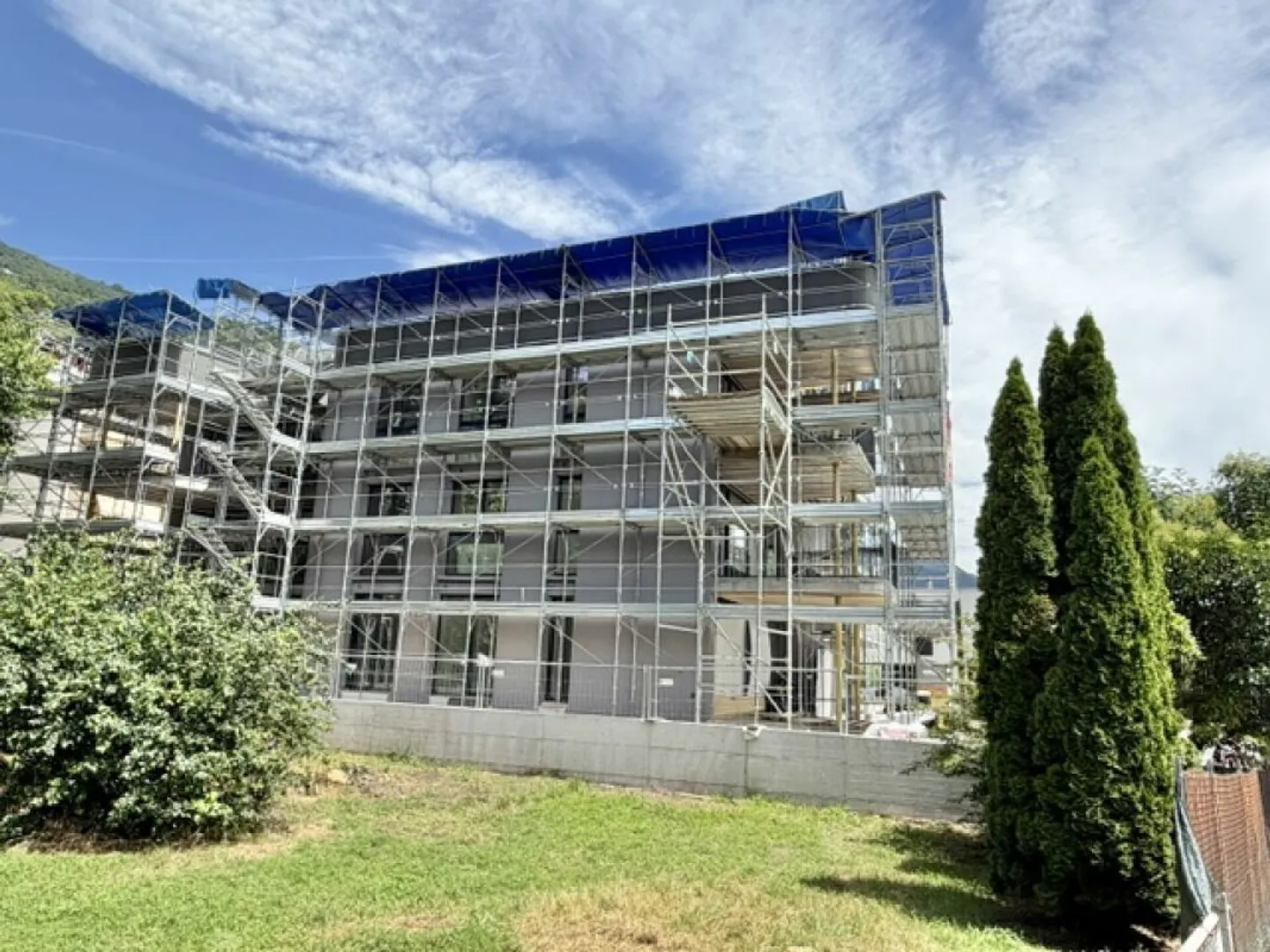 IN VENDITA A MINUSIO - APPARTAMENTO DI 3,5 LOCALI IN NUOVA COSTRUZIONE CON GIARDINO PRIVATO - Foto 8 di 10