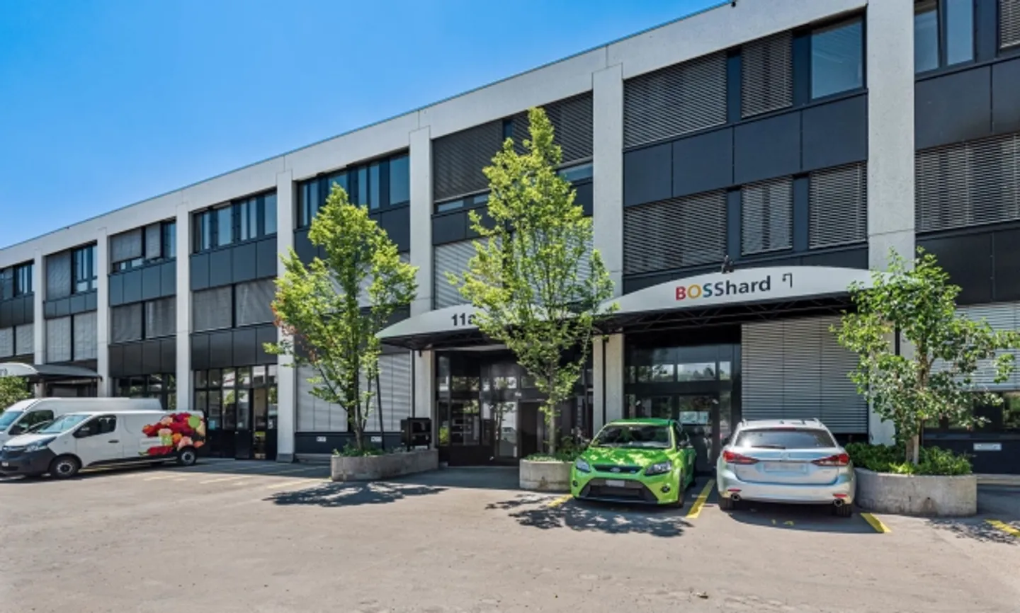 Espace de bureau agrandi avec accès au monte-charges - Photo 7 sur 8