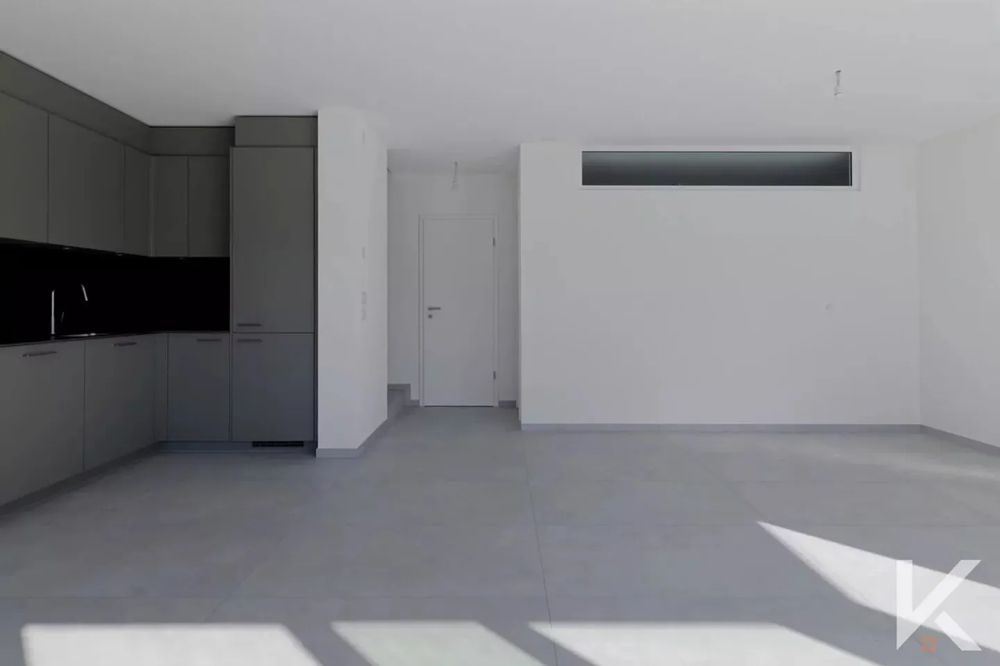 Villa with panoramic view - Photo 2 of 13