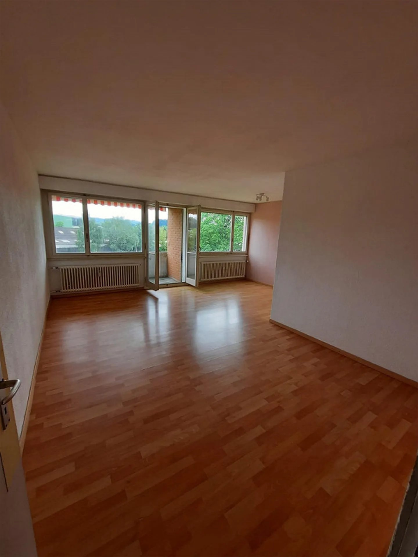 Appartamento 4.5 stanze a Huttwil – tanto spazio a un prezzo equo - Foto 2 di 10
