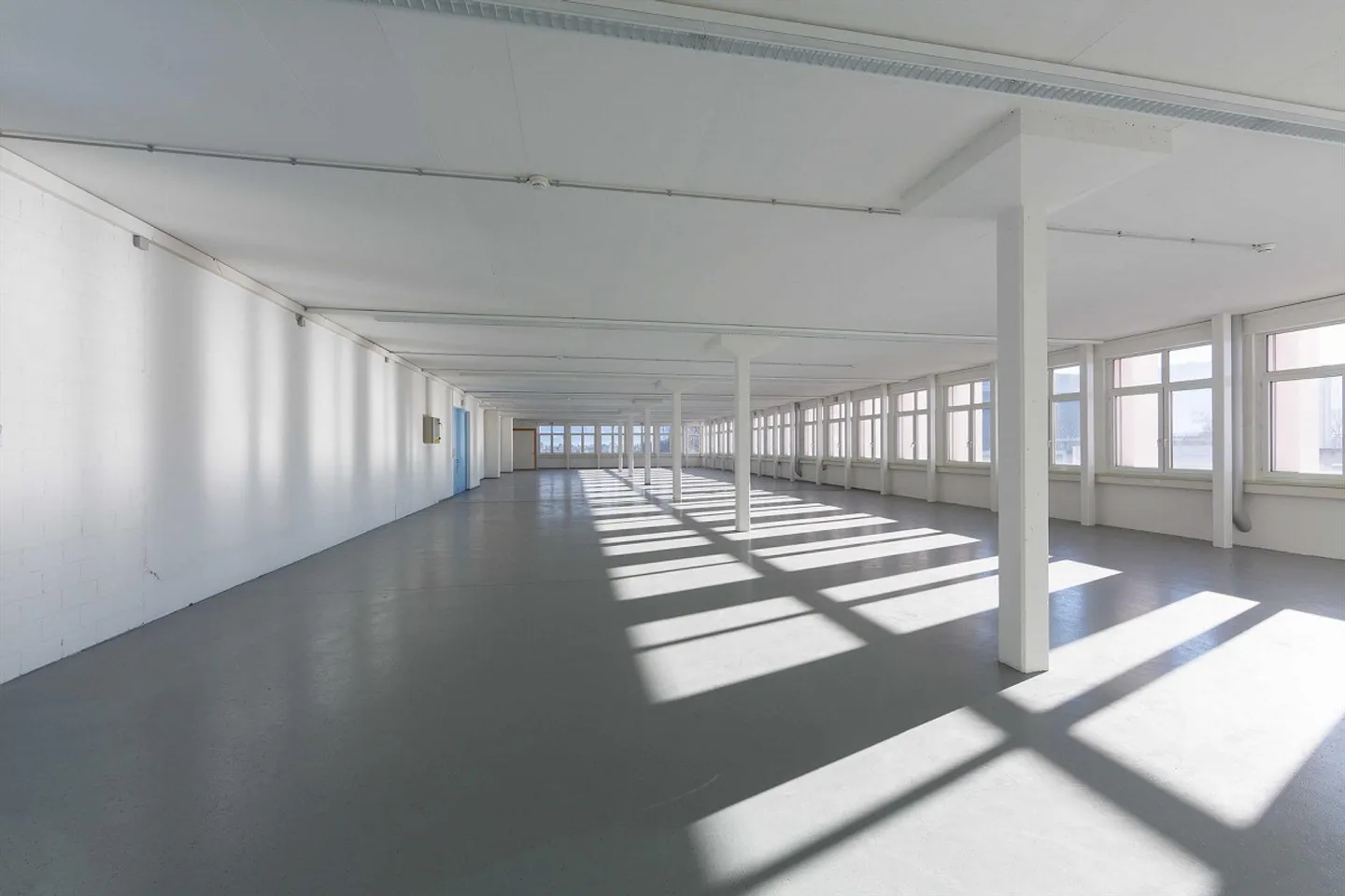 Spazi di stoccaggio di 180m2 - Top infrastruttura - Foto 1 di 2