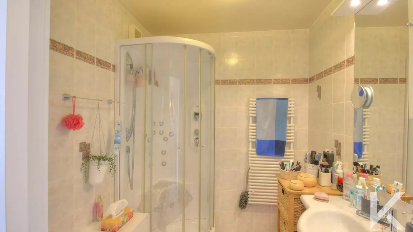 Charmant appartement 2.5 pièces - Photo 8 sur 11