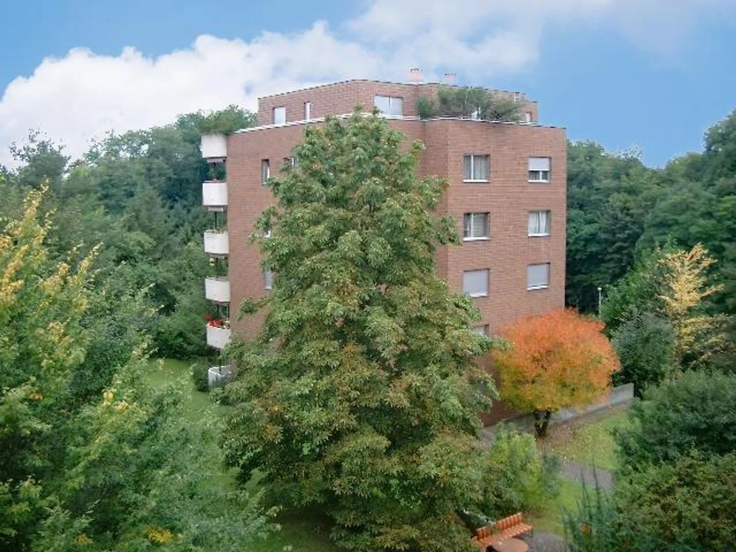 Appartamento 4.5 locali a Bottmingen - Foto 1 di 9