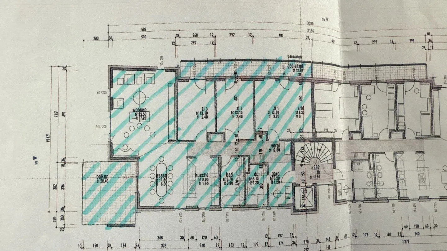 Appartamento confortevole di 4,5 stanze con grande balcone e ascensore - ideale per famiglie e anziani - Foto 16 di 16