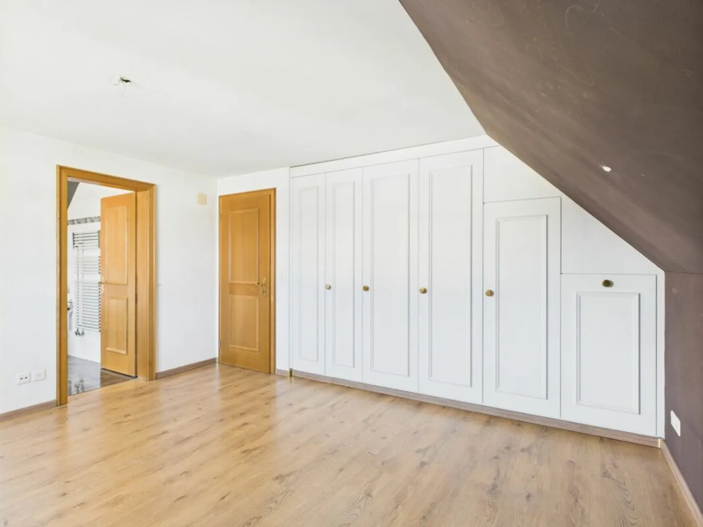 Spacious with a Separate Apartment - Photo 6 of 10