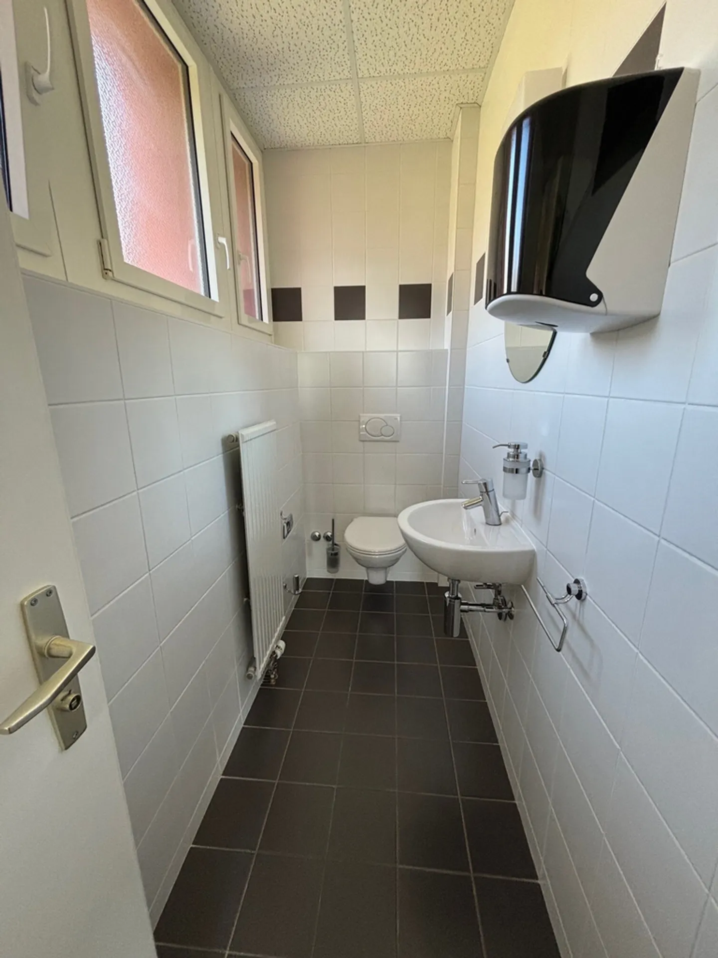 3 Mesi di affitto GRATIS - Uffici di circa 65 m2 al 2° piano - Foto 8 di 9