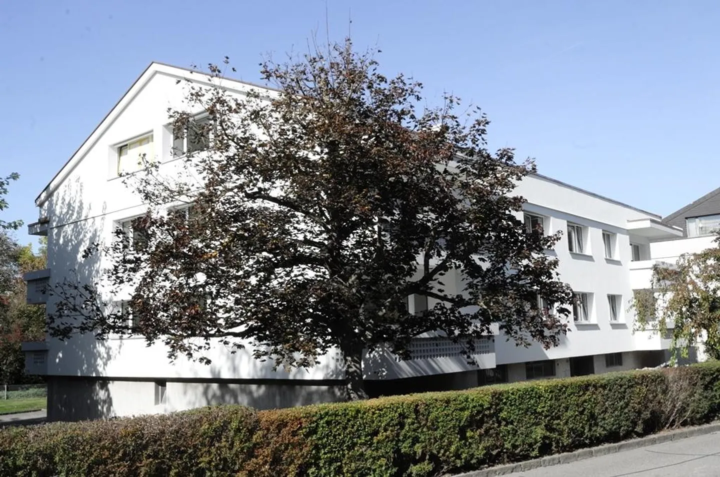 Total renovation! Modern 3.5-room apartment in a quiet location near public transport - Photo 1 of 11