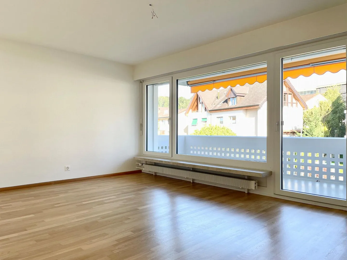 Total renovation! Modern 3.5-room apartment in a quiet location near public transport - Photo 9 of 11