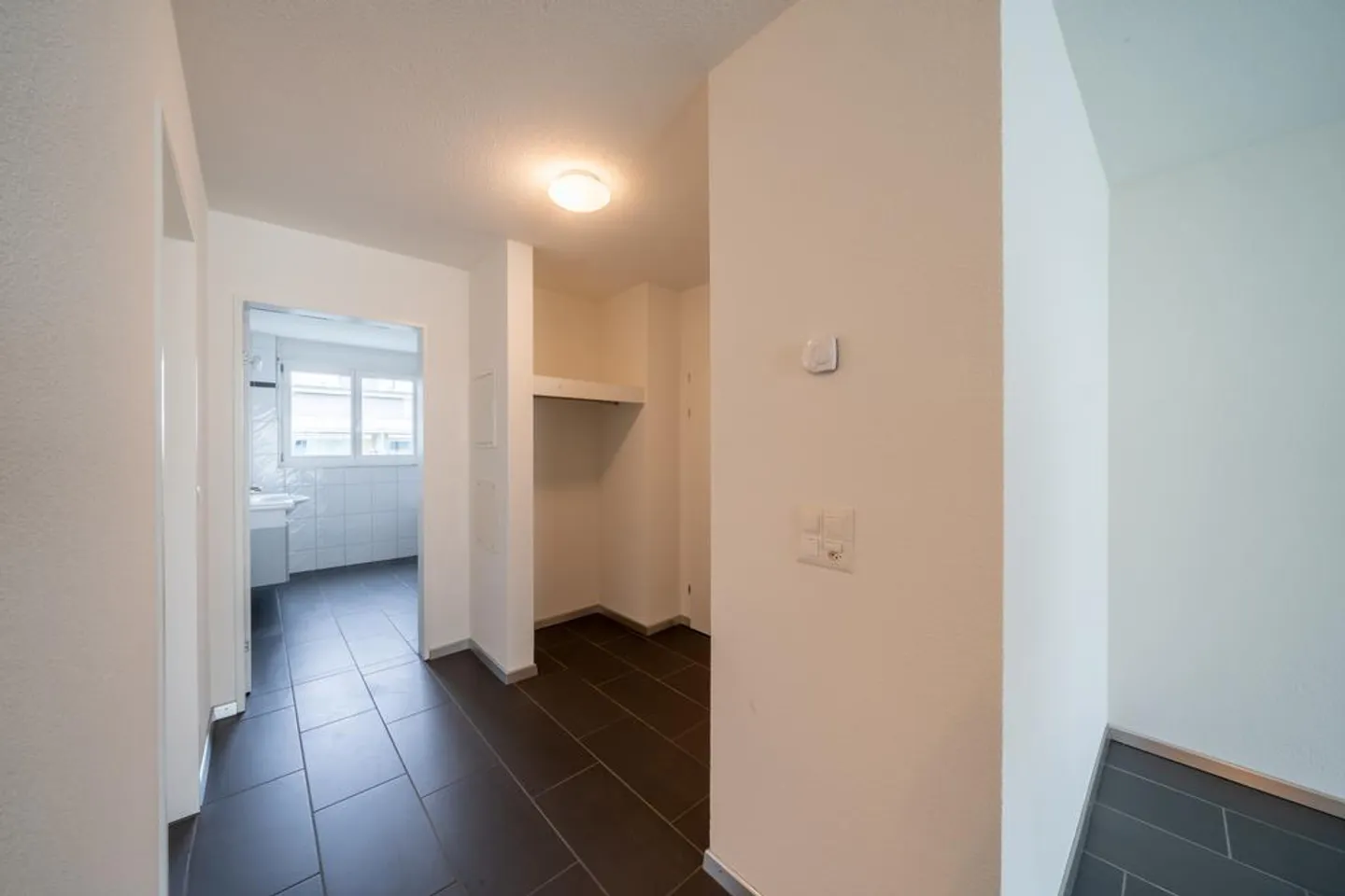 Geräumige 2.5 Zimmer Wohnung - Foto 2 von 7