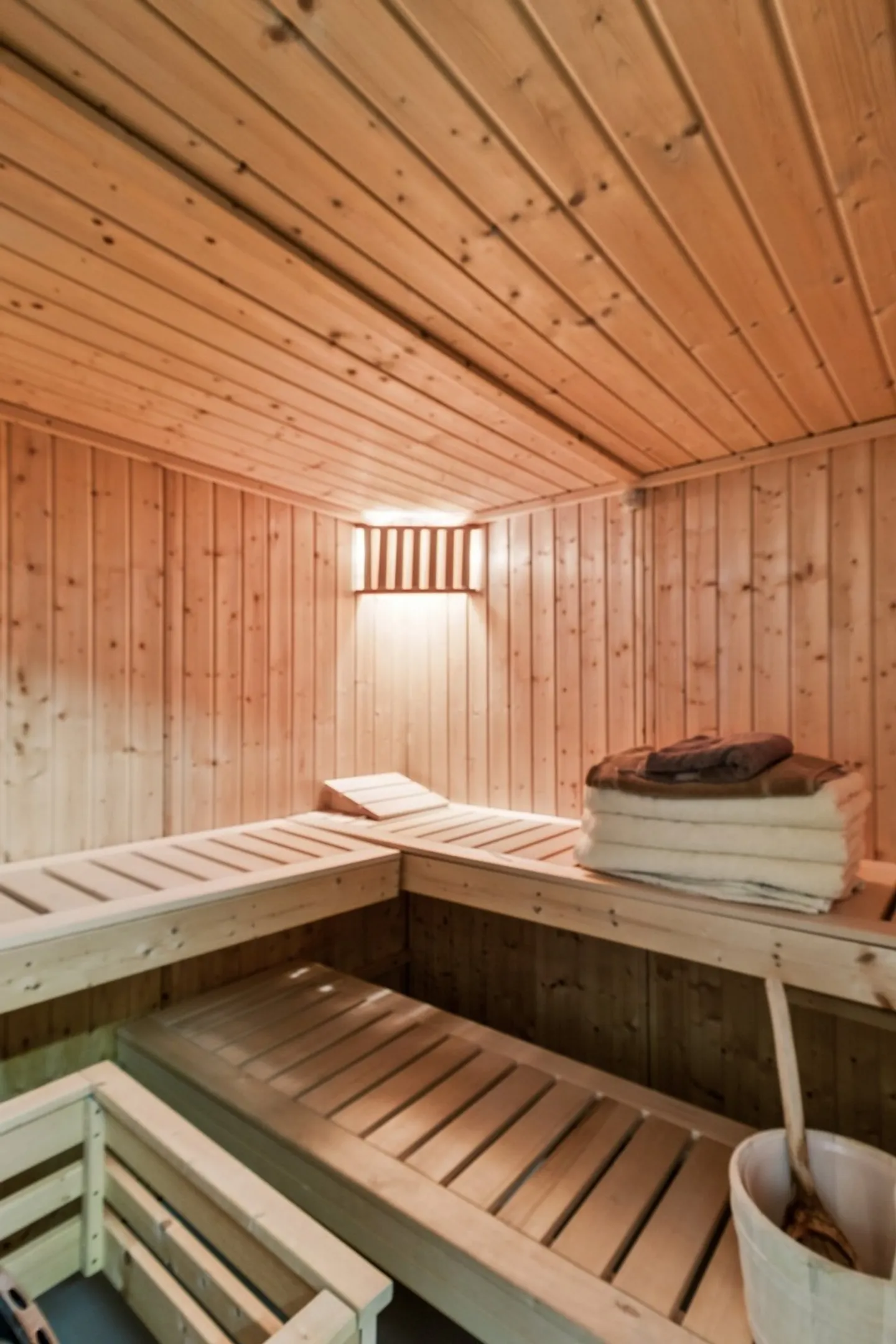 Modernes ehemaliges Bauernhaus mit Gartenoase - Foto 10 von 14