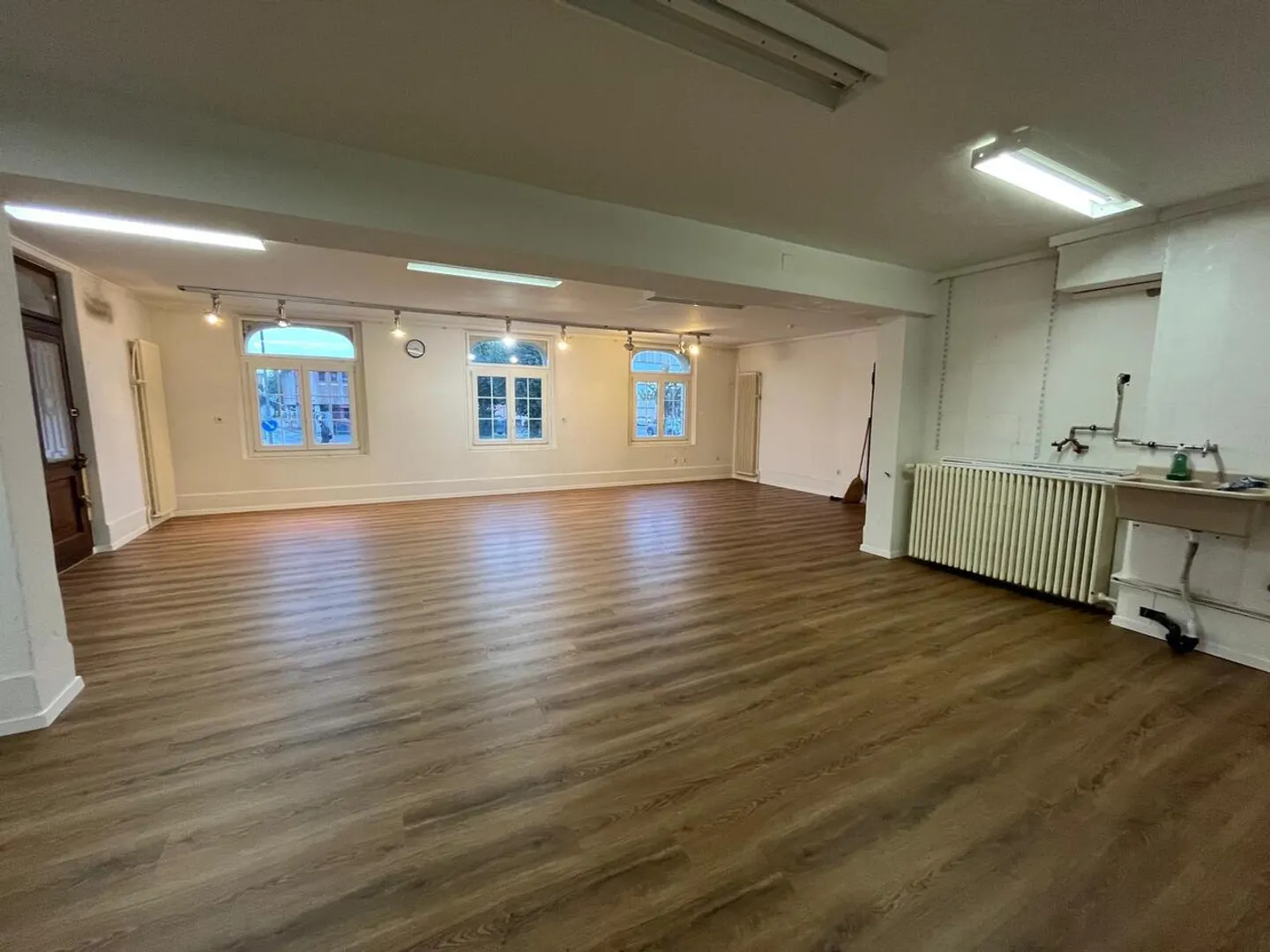 Zu vermieten - Gewerbefläche von 80m2 - Grandcour 37 in Payerne - Foto 3 von 5