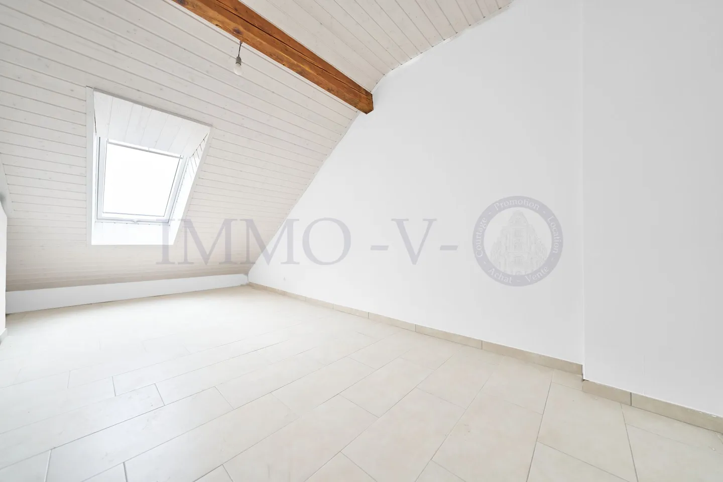 Appartement Attique Spacieux - Photo 6 sur 7