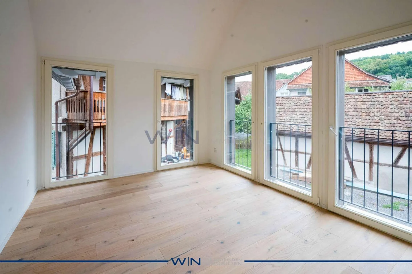 Nouveau bâtiment pour les familles ? Inclus un appartement séparé - Photo 2 sur 13