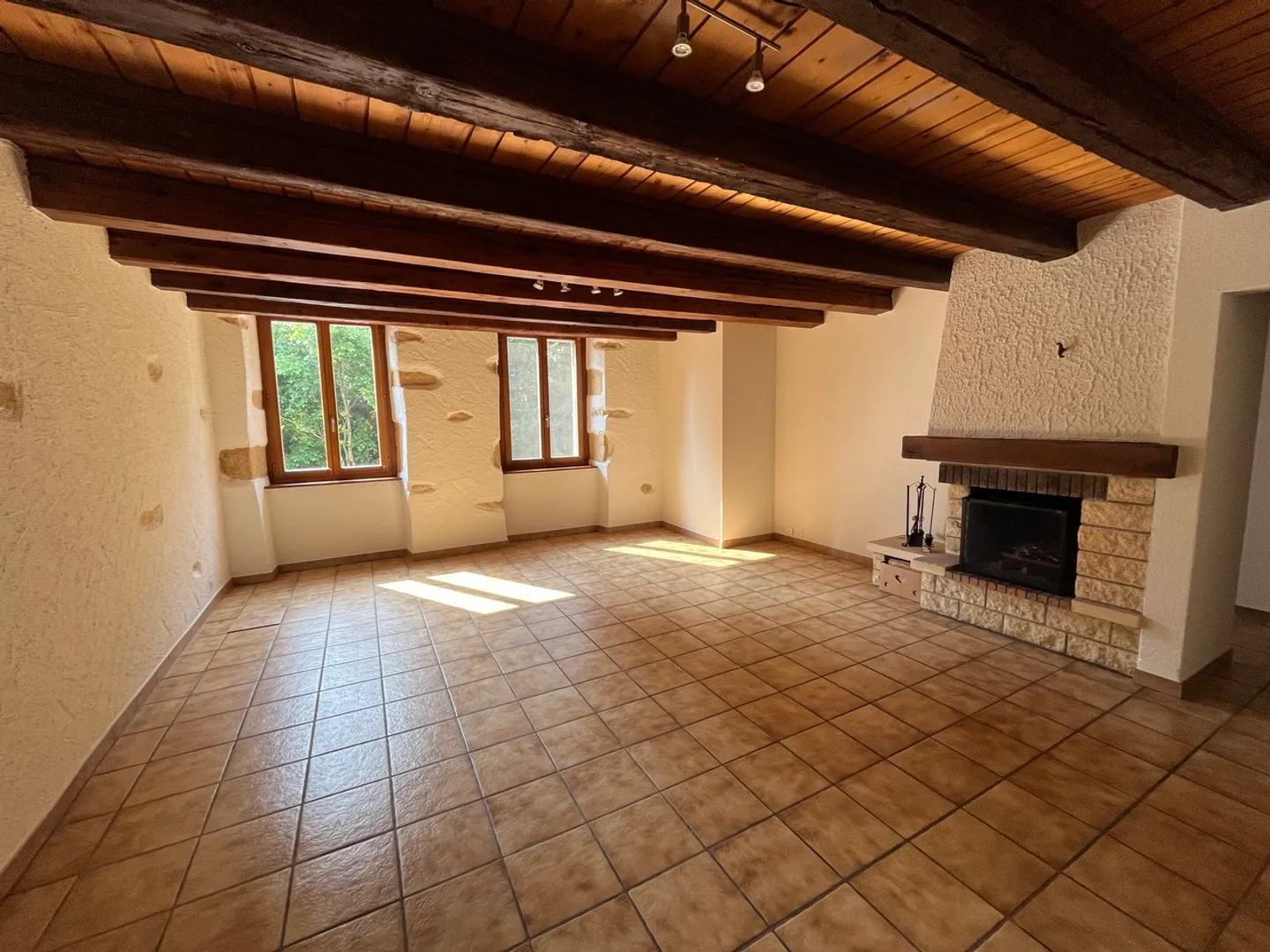 Wohnung mieten - Foto 3 von 6