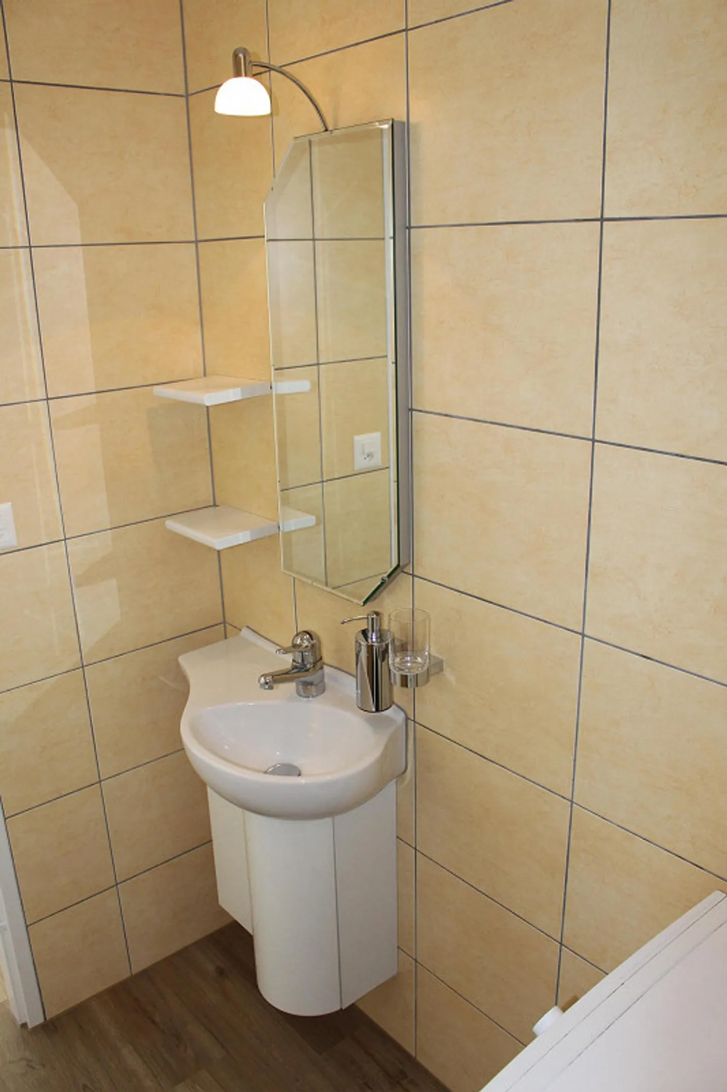 Luminoso appartamento con giardino di 4.5 locali con vista sul Säntis - Foto 12 di 23