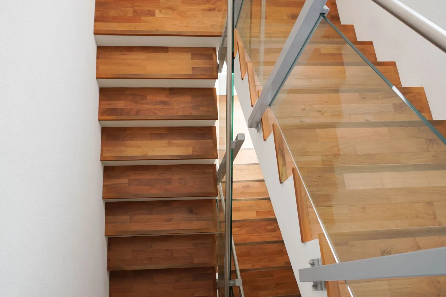 Modern 8½ Room Single-Family Home with Mountain View - Photo 8 of 21