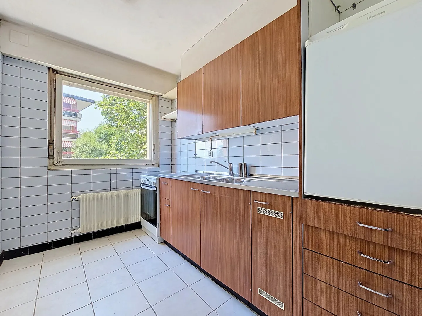 Appartamento di 4 stanze da ristrutturare vicino al lago - Foto 9 di 14