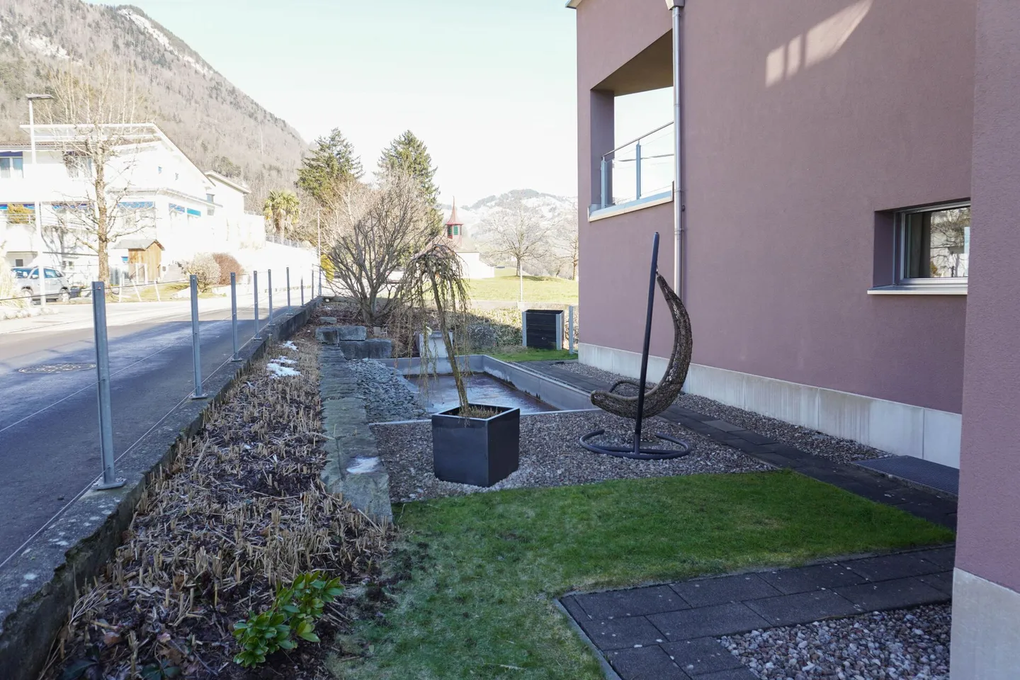 Modern 8½ Room Single-Family Home with Mountain View - Photo 18 of 21