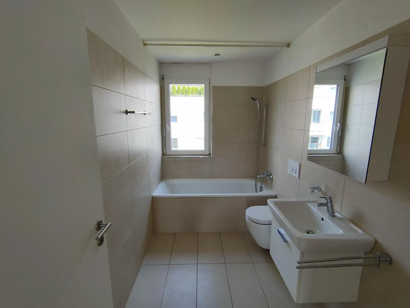 Modernes 2,5-Zimmer-Apartment - Foto 2 von 16