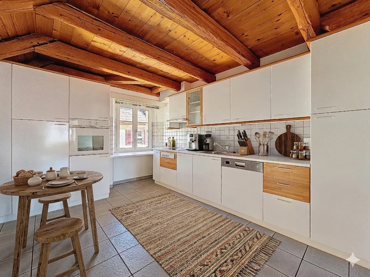 Duplex with 4.5 rooms and terrace - Photo 4 of 11