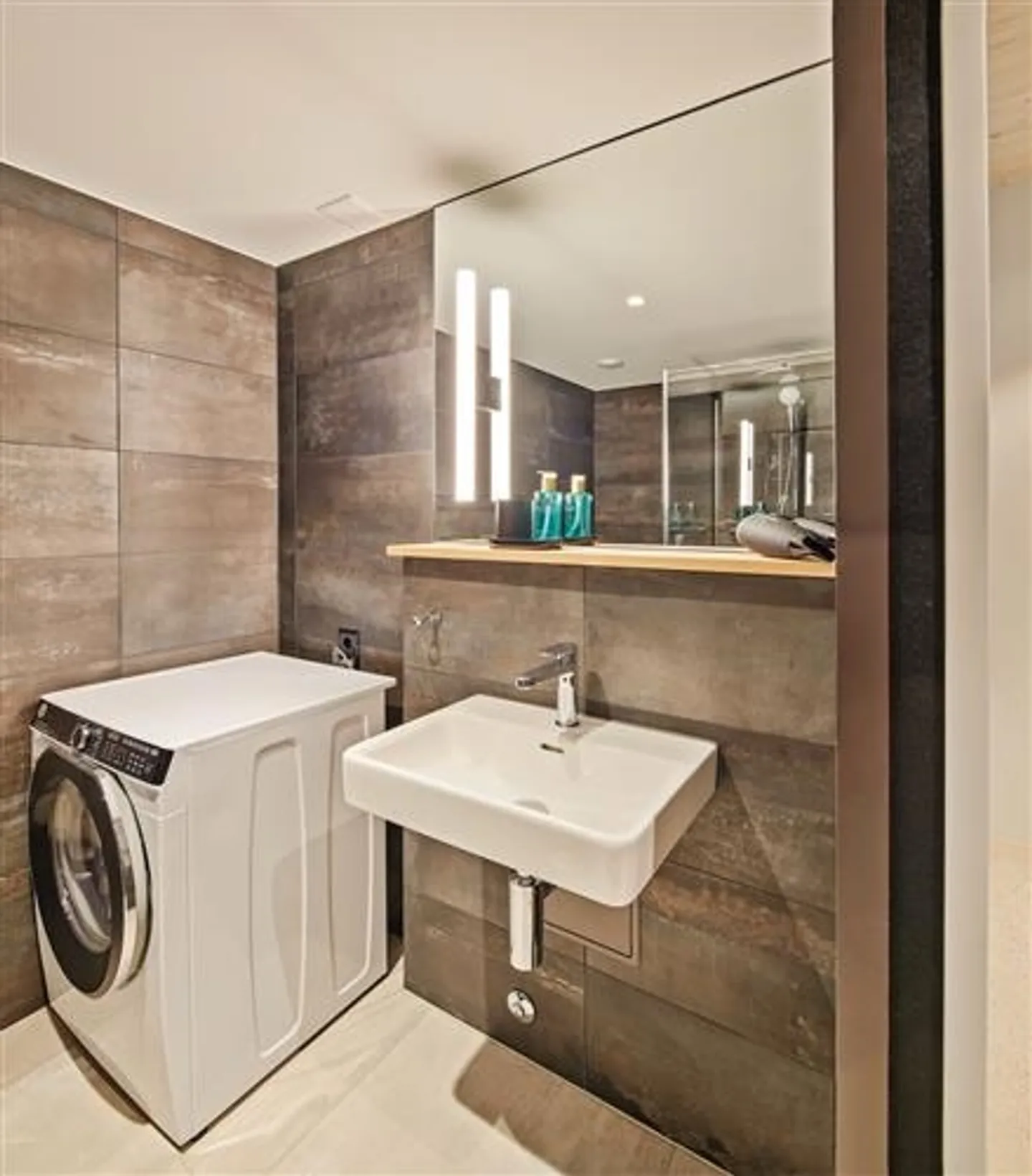 «Moderne, möblierte Suite im Herzen von Luzern mit Balkon» - Foto 3 von 10