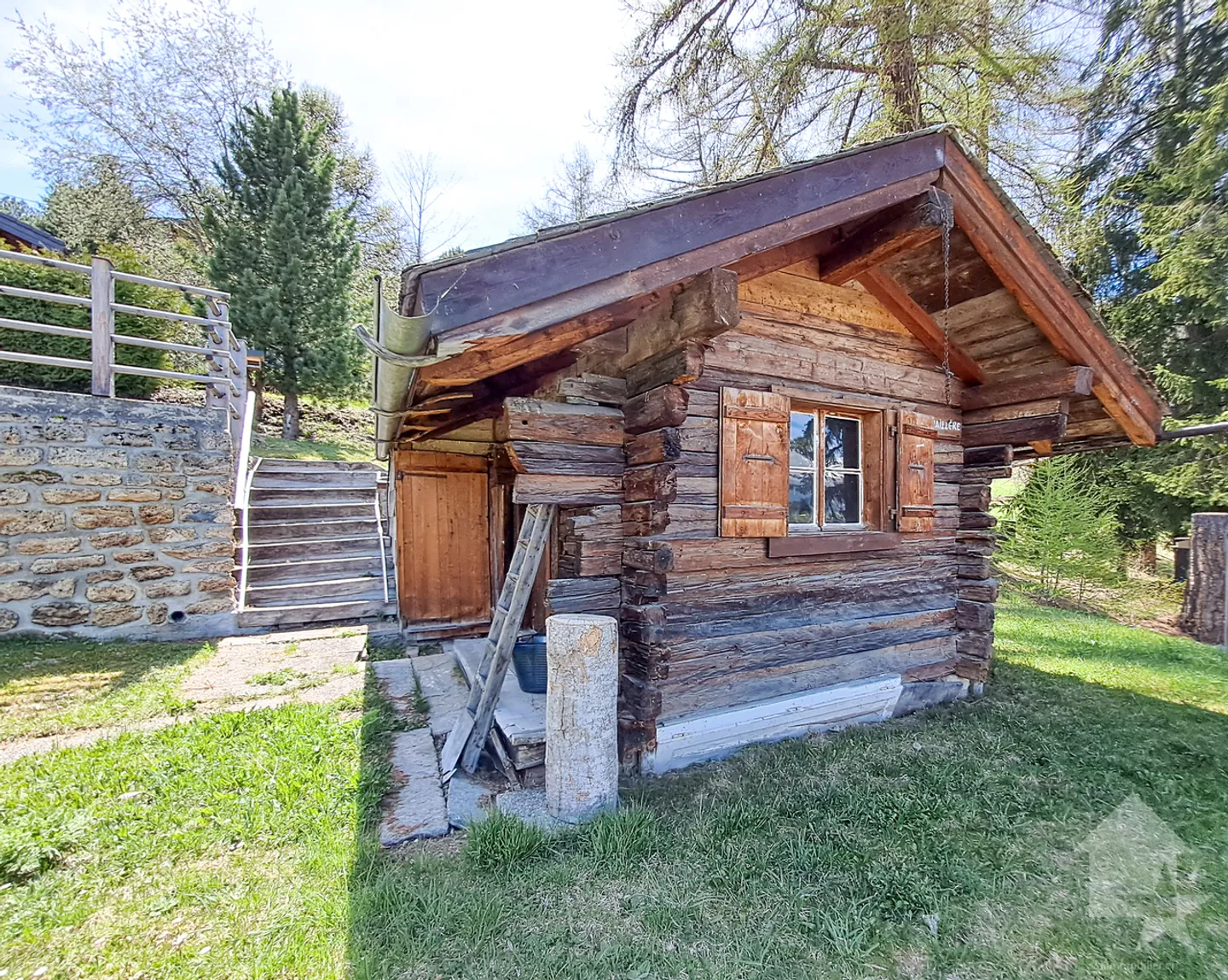 „Großes Chalet mit drei Wohnungen im Zentrum von Tzoumaz“ - Foto 15 von 18