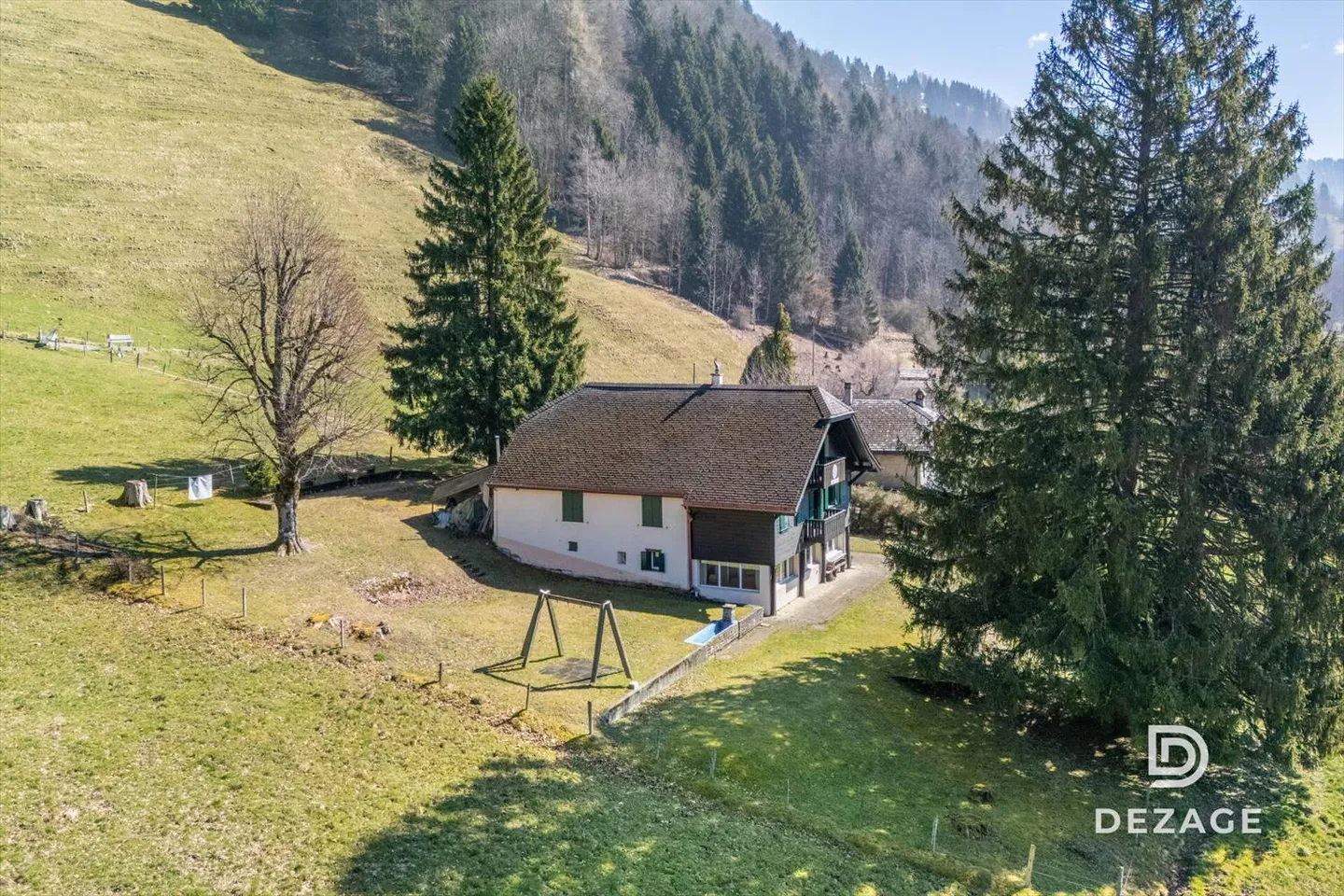Casa da trasformare nel cuore di un ambiente naturale preservato! - Foto 1 di 13
