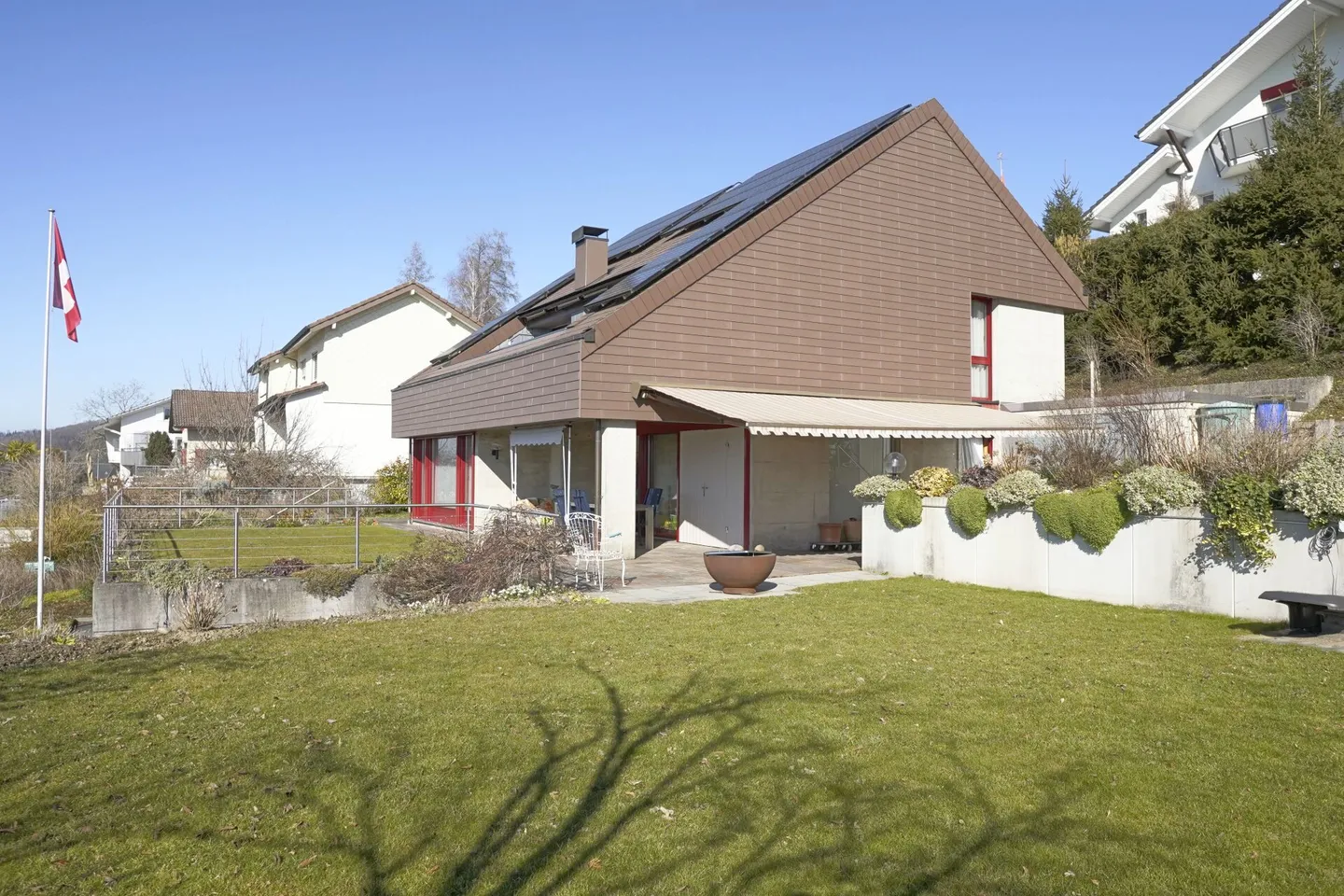 Spacious Single-Family Home with Sunny Views - Photo 16 of 27