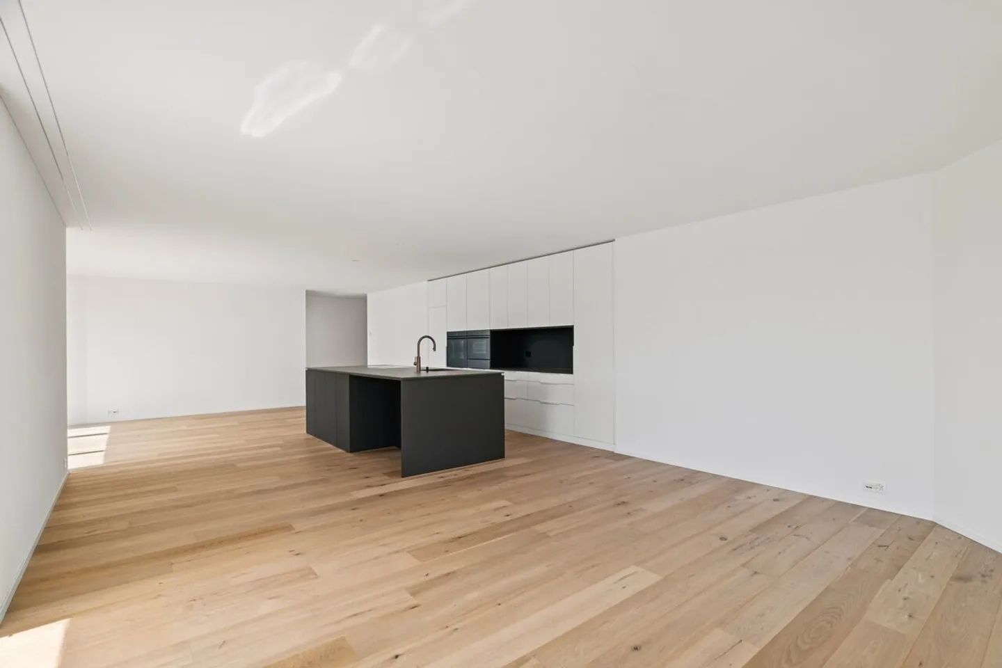 Modernes Penthouse mit Seesicht - Foto 11 von 36