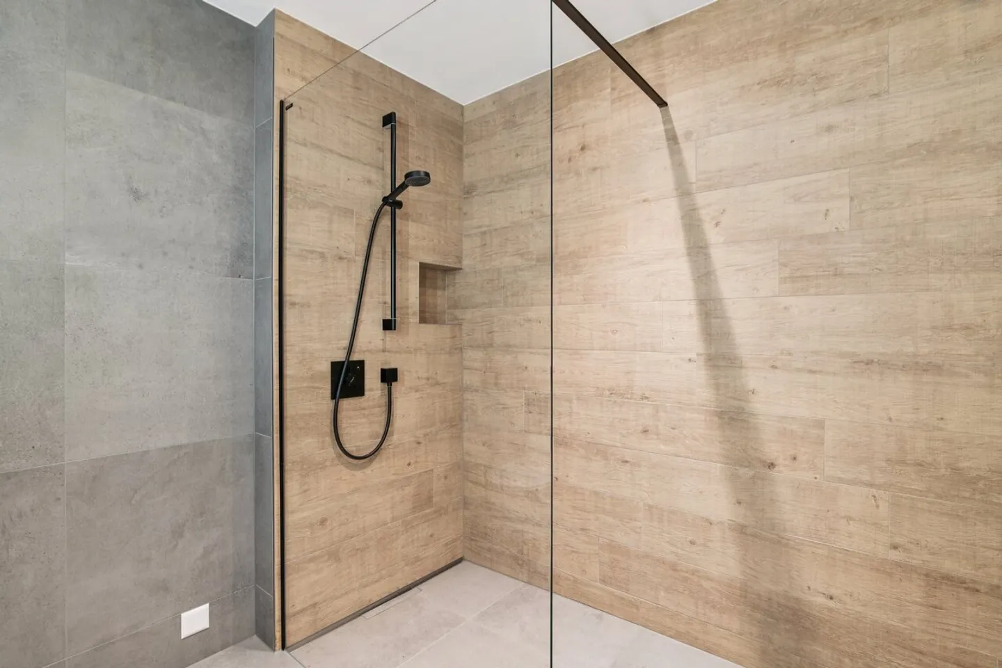 Modernes Penthouse mit Seesicht - Foto 27 von 36