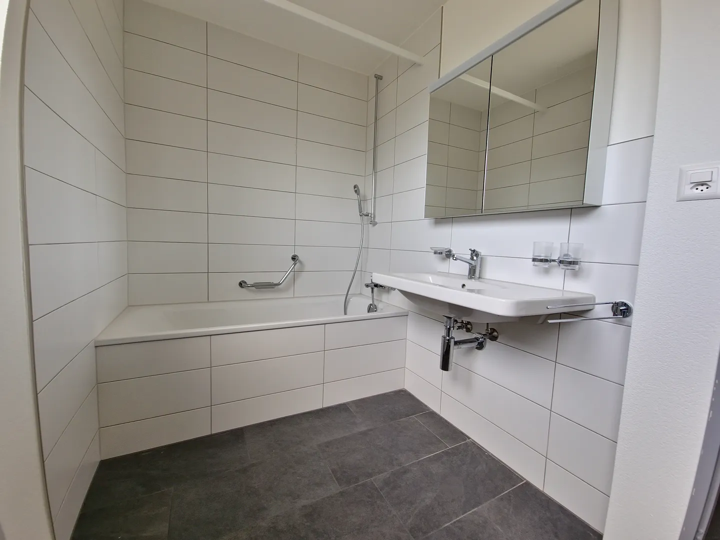 Wohnen in Lichtensteig! renovierte 4.5-Zimmerwohnung zu vermieten - Foto 4 von 4