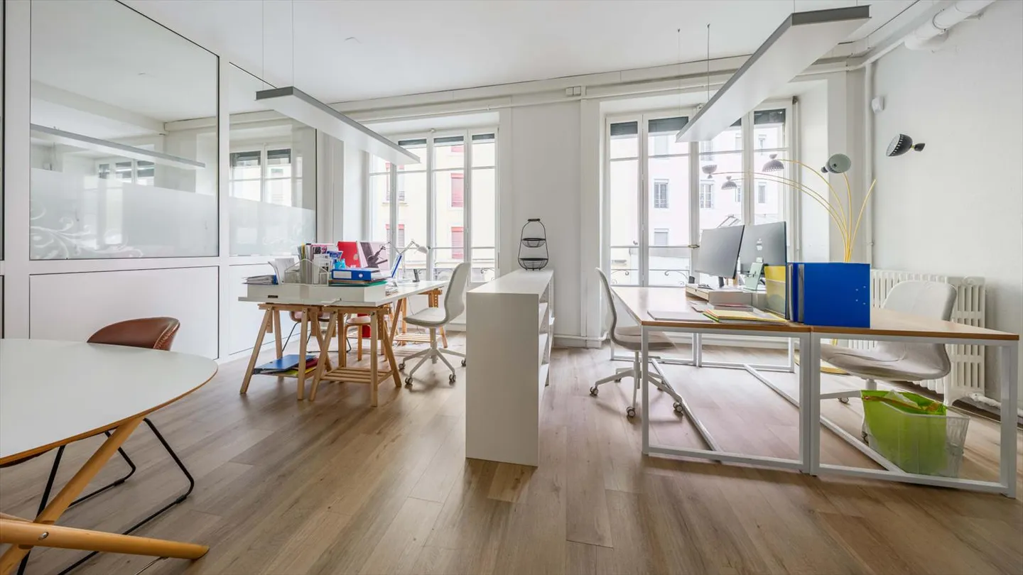 Arcade - Photo 10 of 12