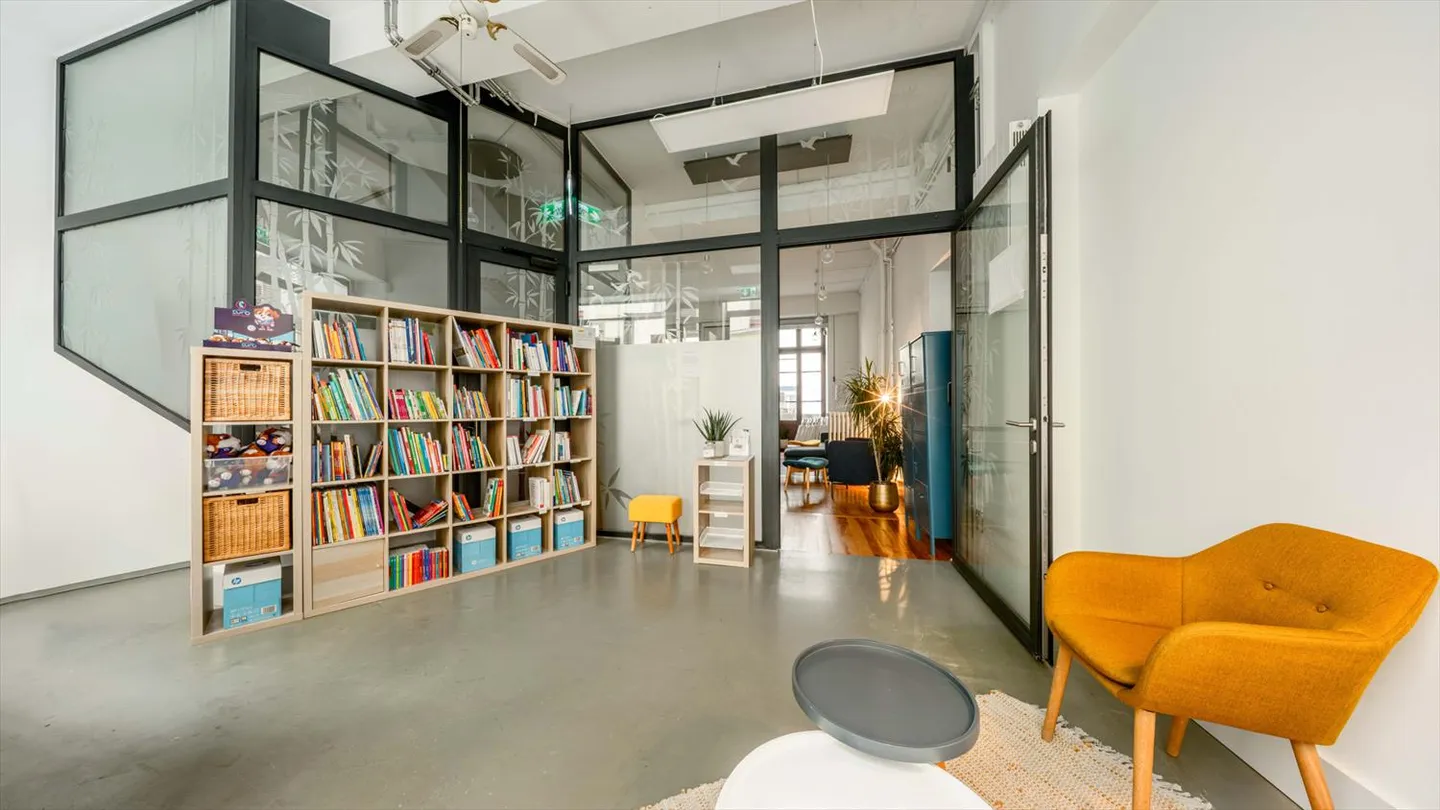 Arcade - Photo 4 of 12