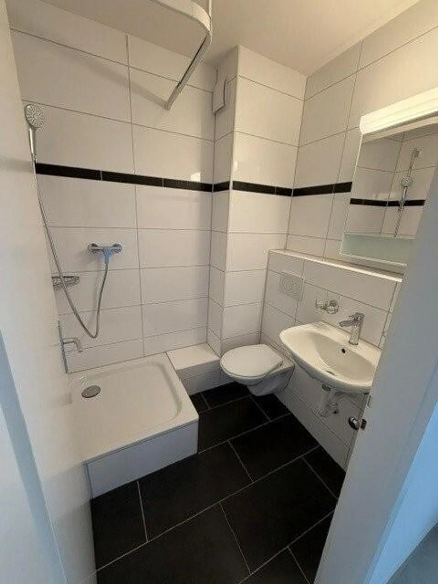 Charmante Wohnung in Basel - Foto 4 von 5