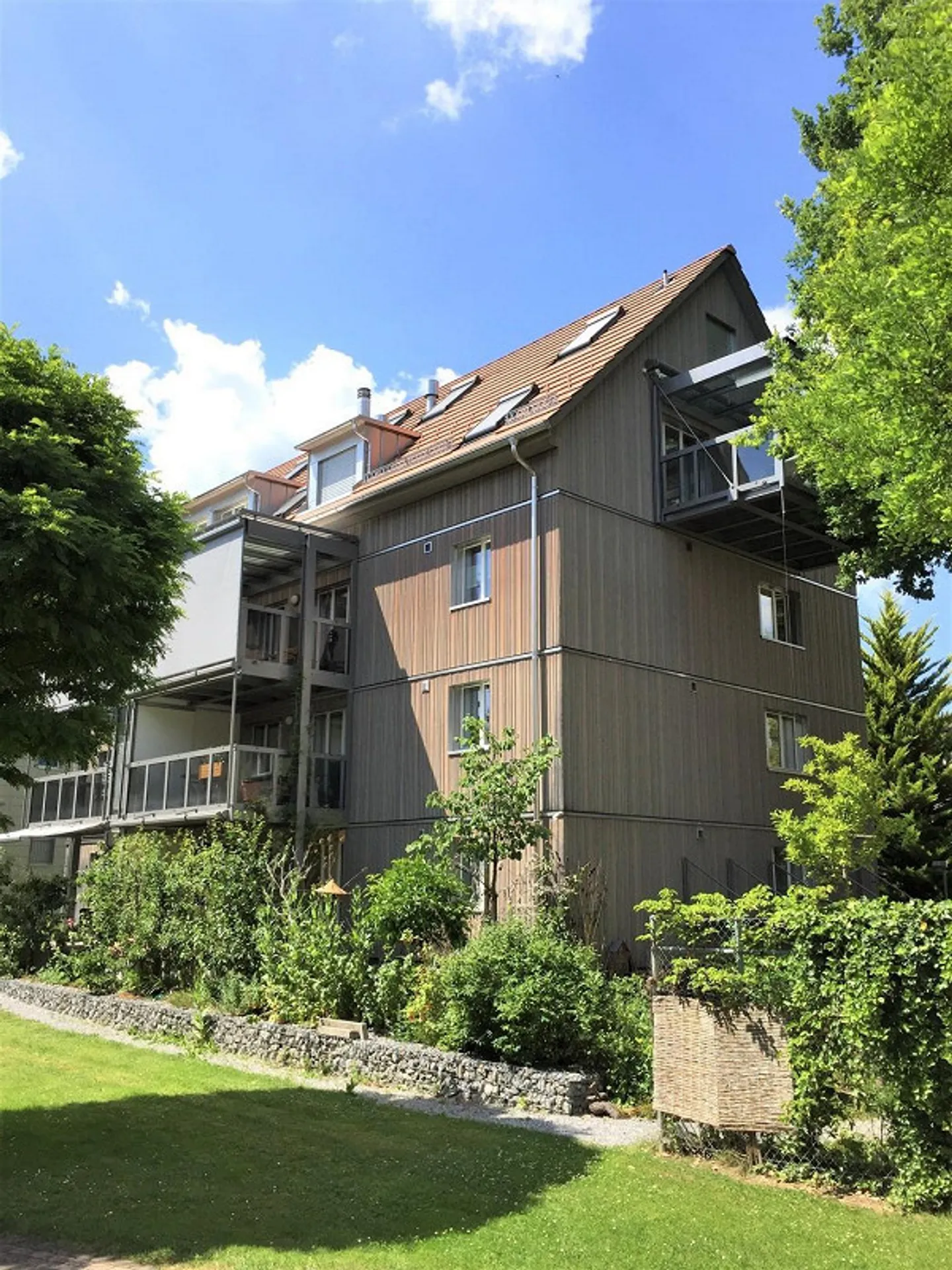 Vivre dans la vieillesse - Photo 1 sur 9