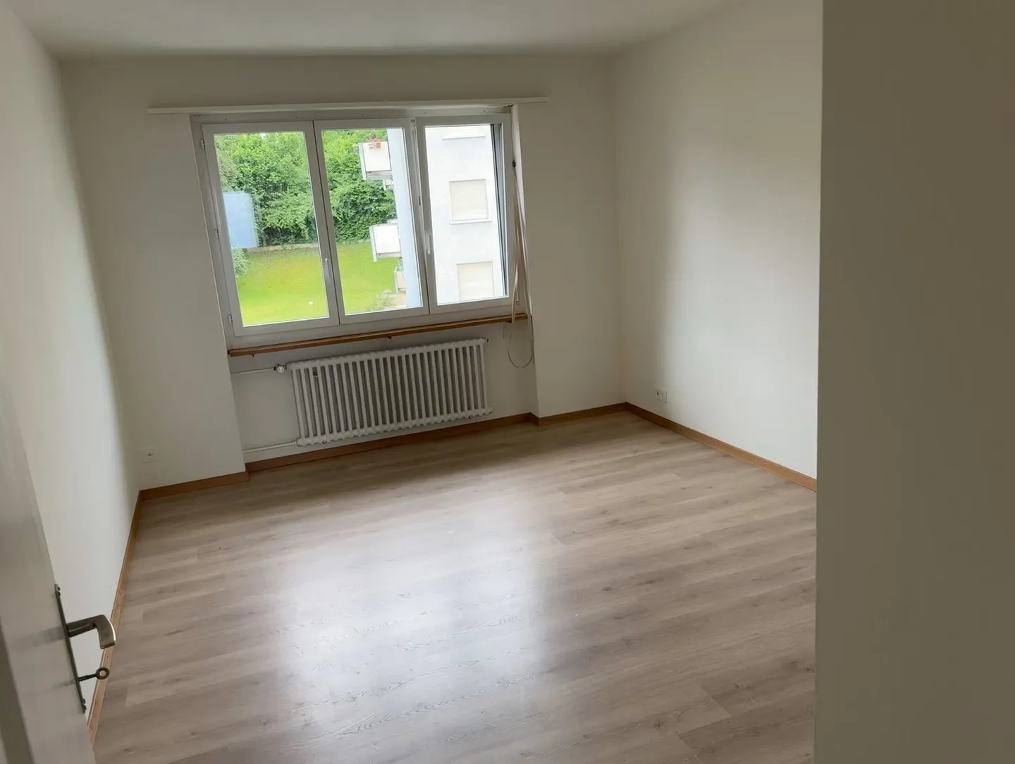 Appartement fraîchement rénové, lumineux et spacieux dans un quartier calme - Photo 12 sur 13