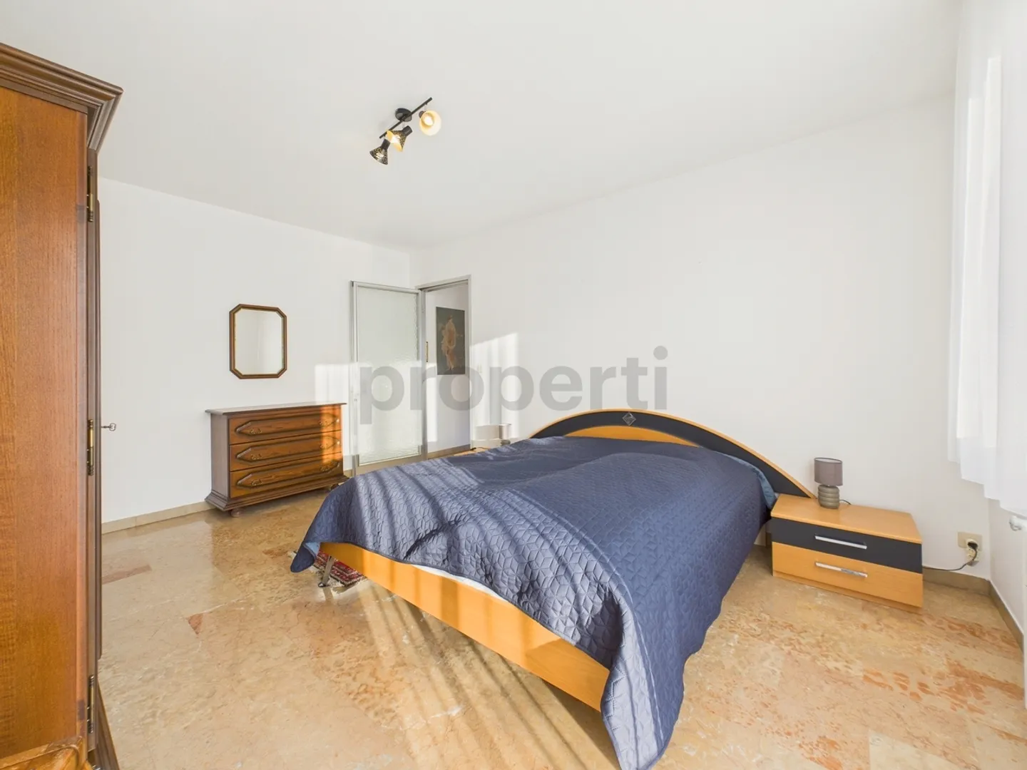 Geräumige Villa mit 5,5 Zimmern, großem Garten und offener Aussicht in Caslano - Foto 6 von 13