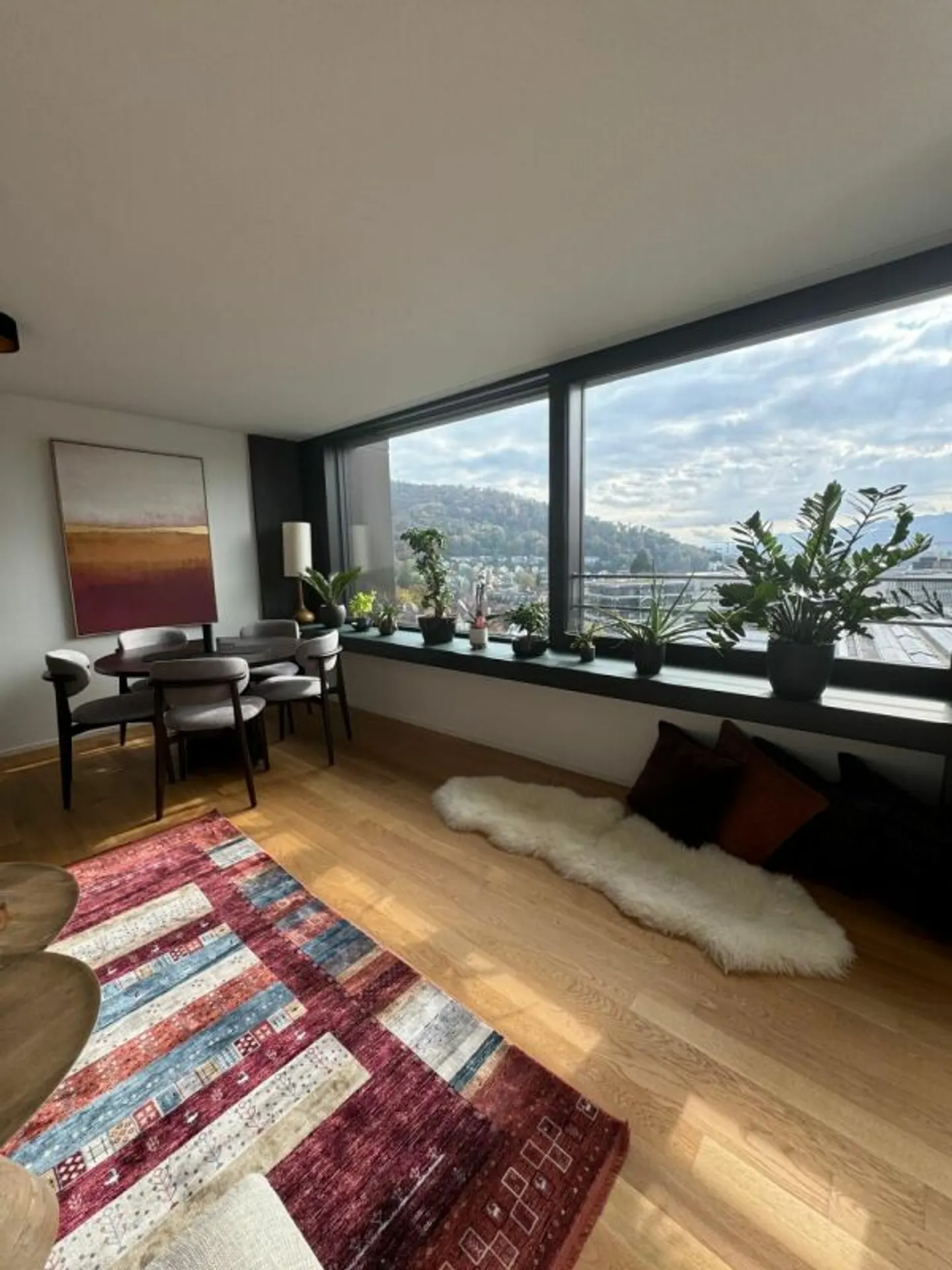 Möbliertes Apartment im Akara Tower - Foto 1 von 9