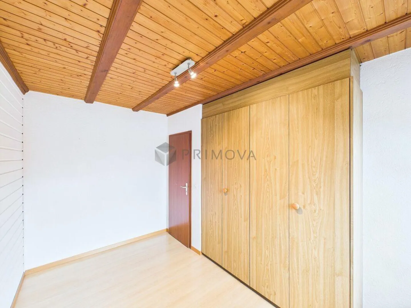 Wohnen und arbeiten kombinieren - ein Traum für Handwerkerbetriebe - Foto 9 von 21