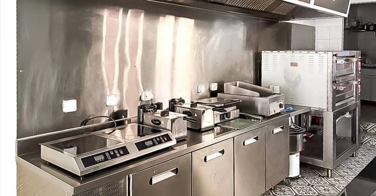 Immeuble mixte à louer - Photo 9 sur 10