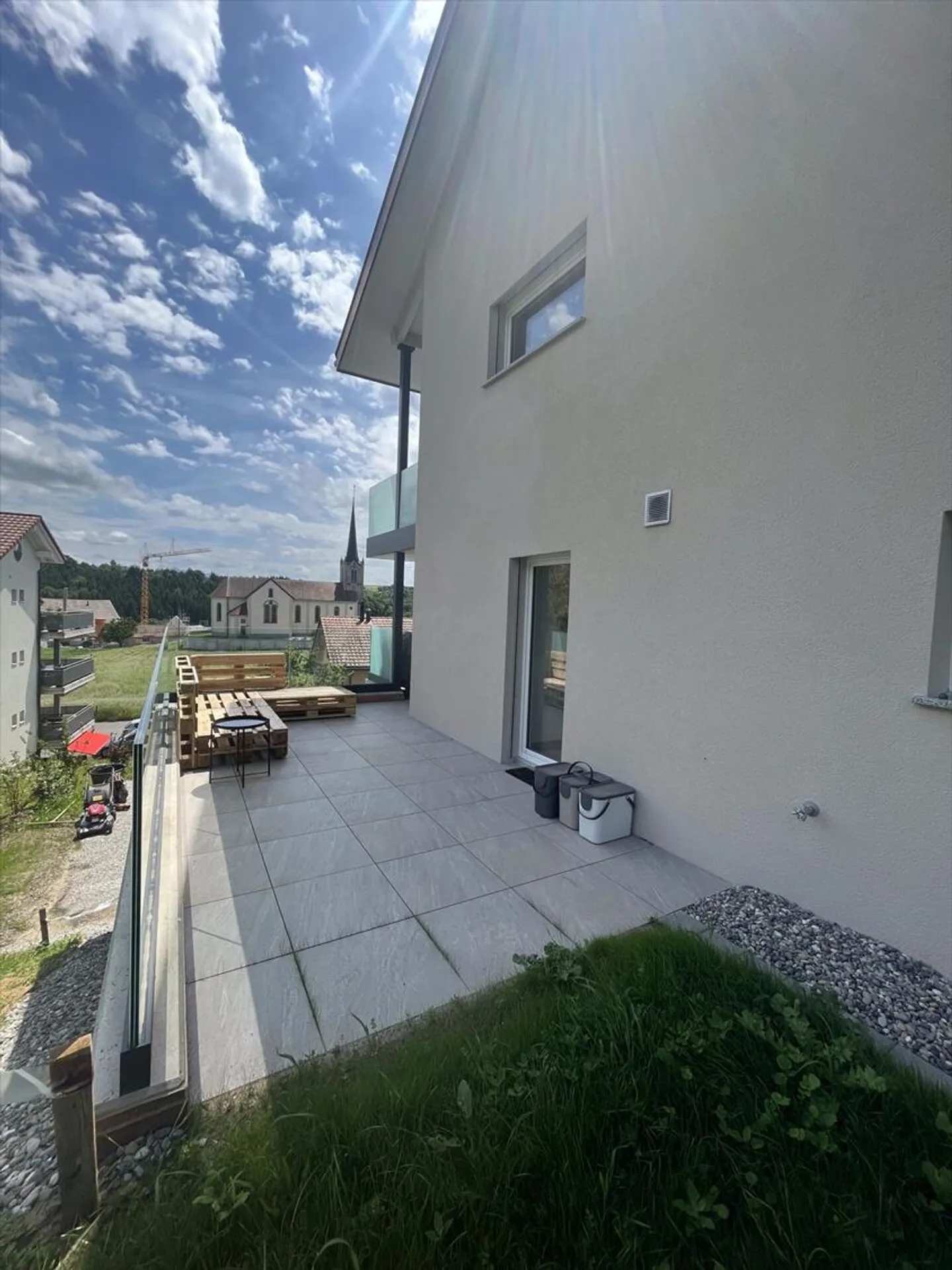 Magnifique 3.5 pièces à Mannens avec belle terrasse et jardin privatif - Photo 5 sur 6