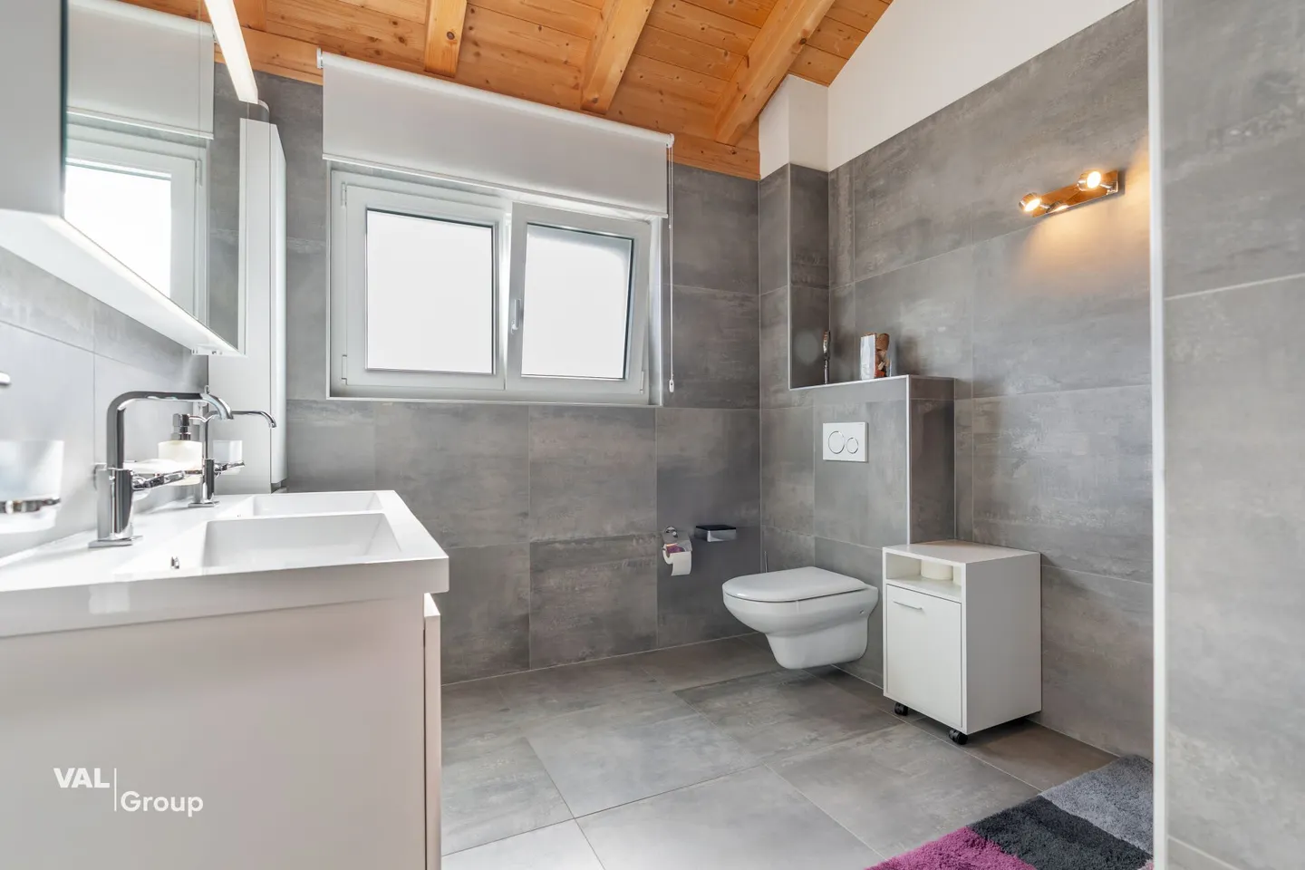 Charming Attic in Fully - Photo 9 of 16