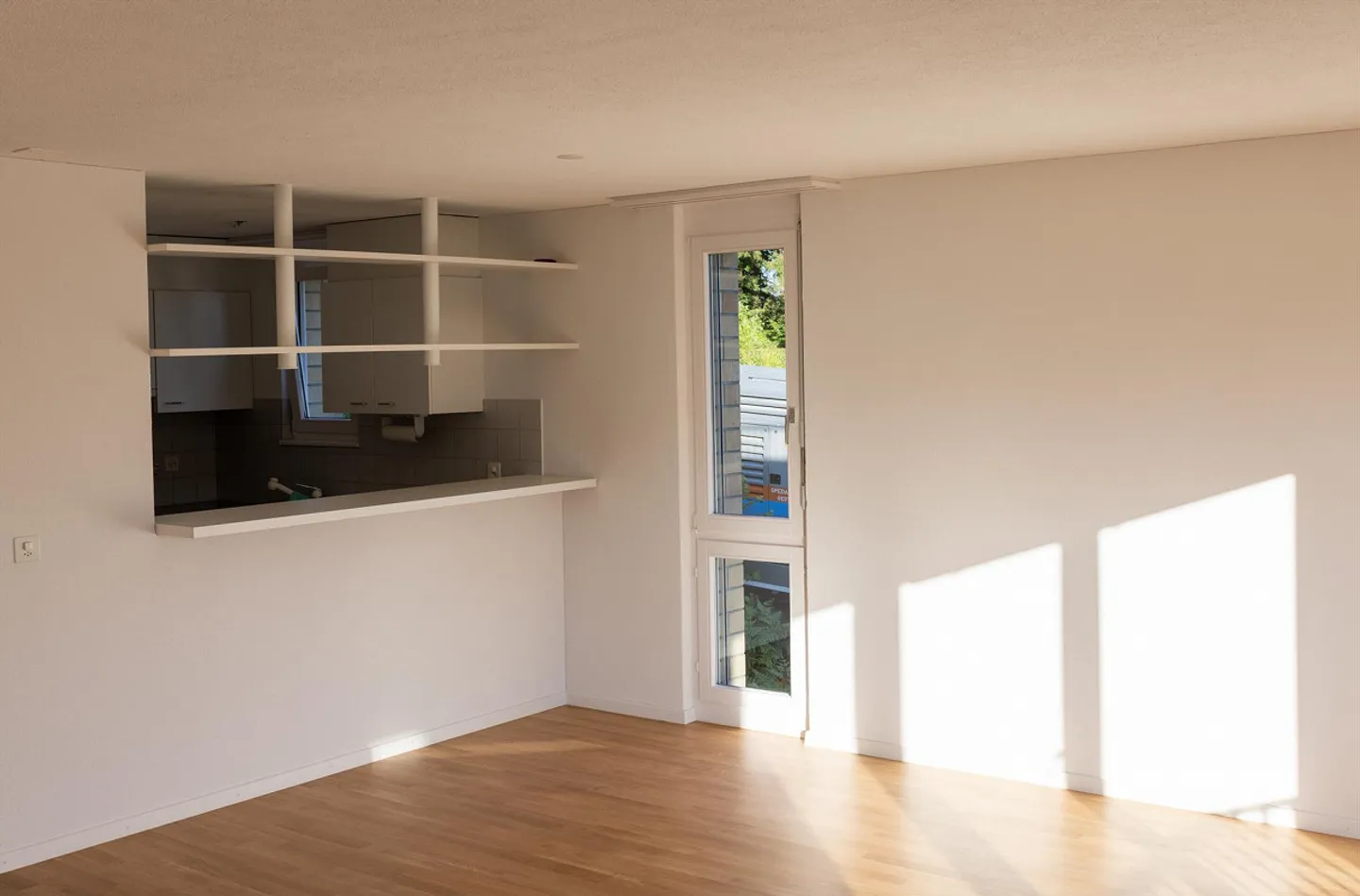 Quiet and bright 2.5-room apartment in Baden-Rütihof - Photo 3 of 7